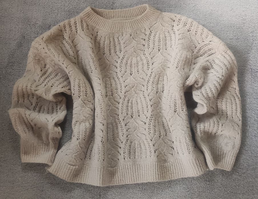 Delikatny ażurowy sweter Made in Italy – moher & wełna oversize