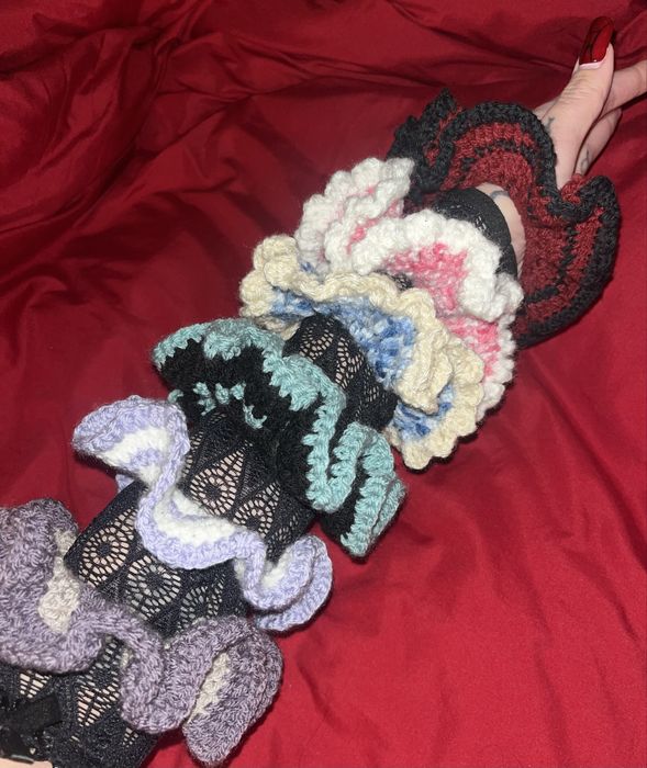 gumki do włosów scrunchie na szydełku handmade