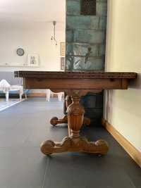 Stół rzeźbiony drewniany