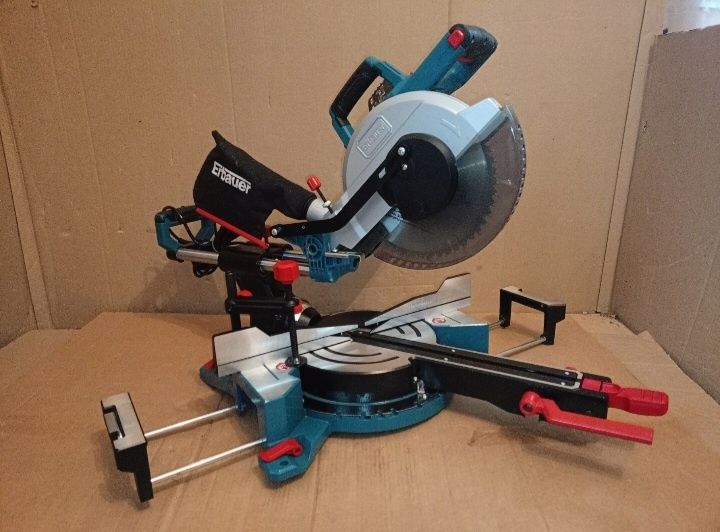 Erbauer 254mm 1800W Ukośnica Piła ukosowa posuwem Laser Oświetlenie LE