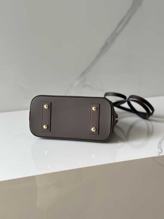 Louis Vuitton Alma BB