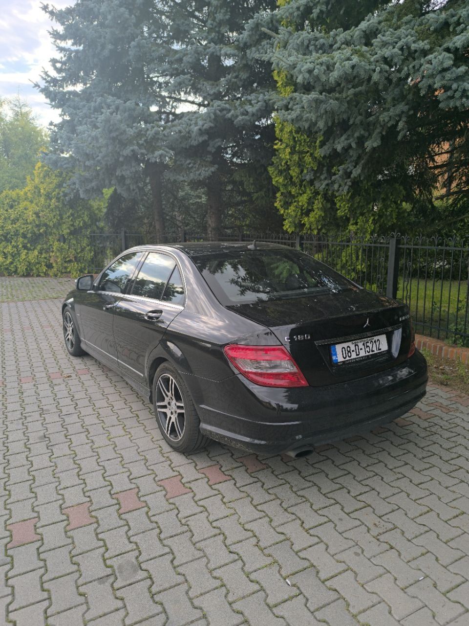 Anglik Mercedes C klasa W 204 AMG 1.8 benzyna sedan Irlandia