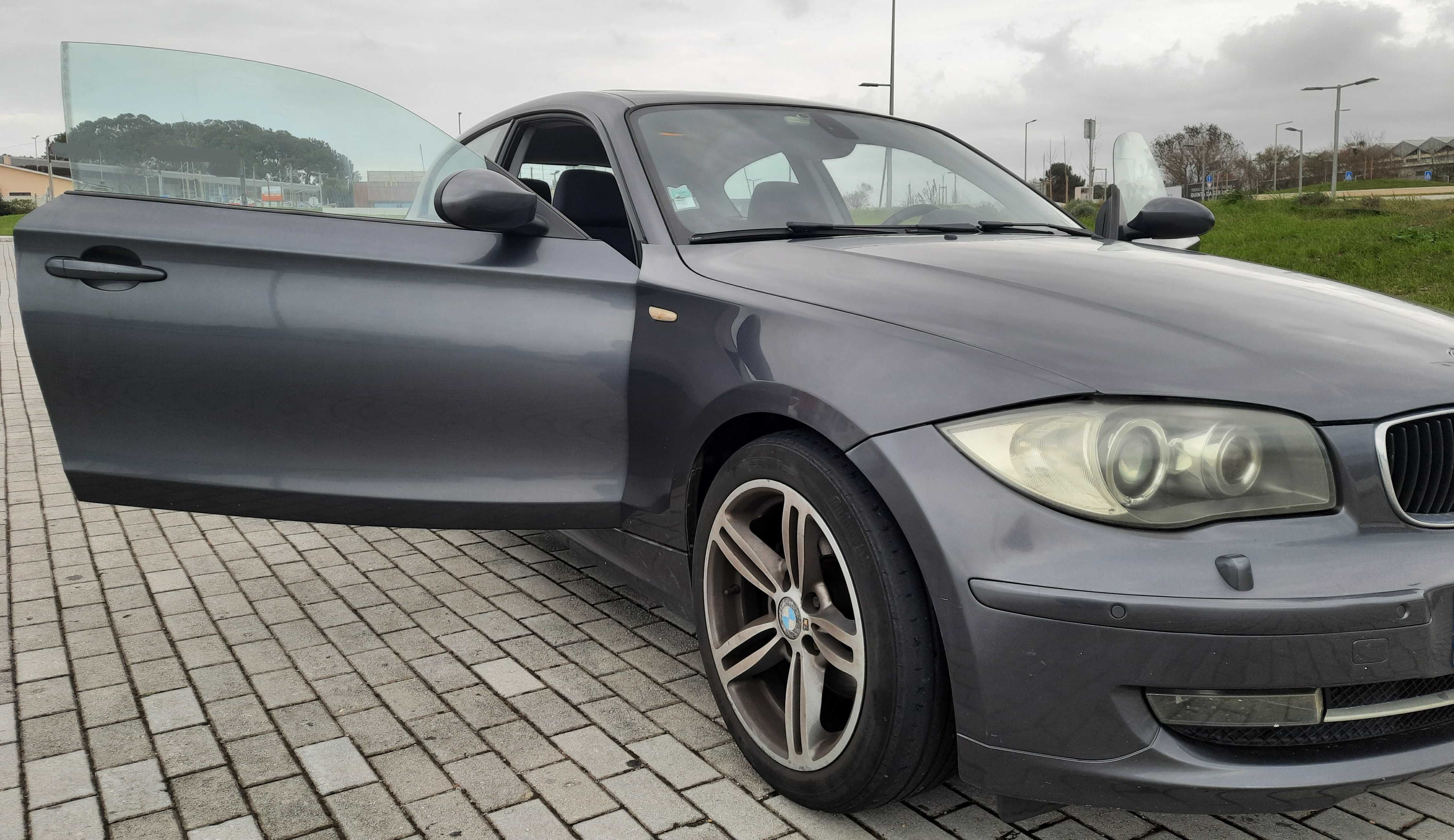 BMW Série 1 120d 177cv – Diesel, Teto Abrir, GPS, Bom Estado