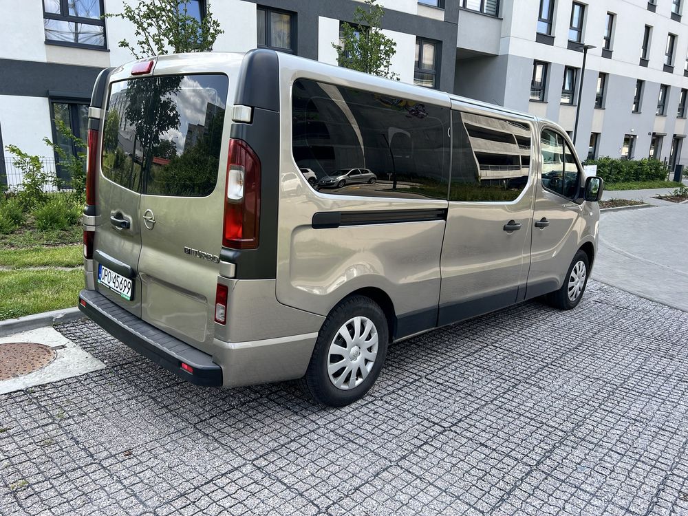 Wynajem busa 9 osobowy WOLNE TERMINY WAKACJE