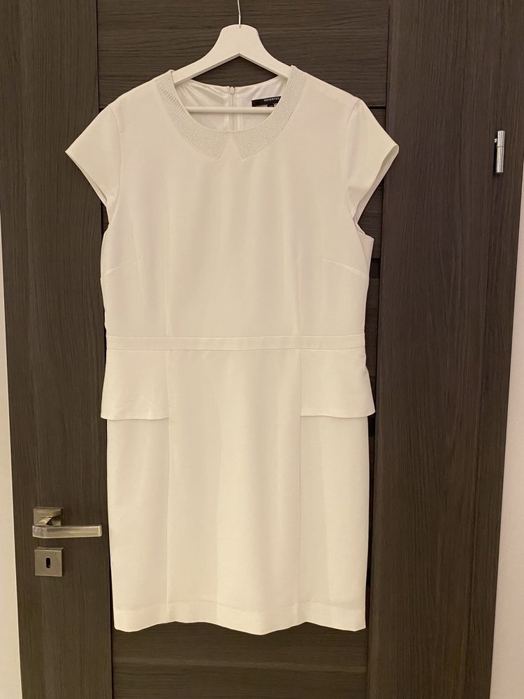 Elegancka biała sukienka na komunię Reserved 44