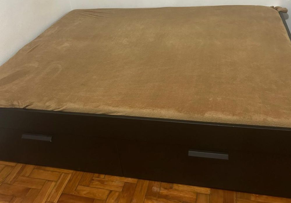 Vendo cama de casal