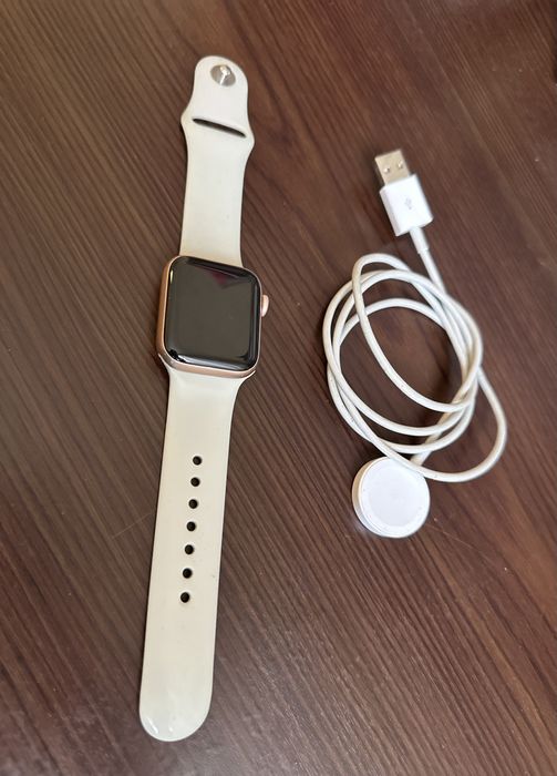 Apple Watch 44 mm Series 6