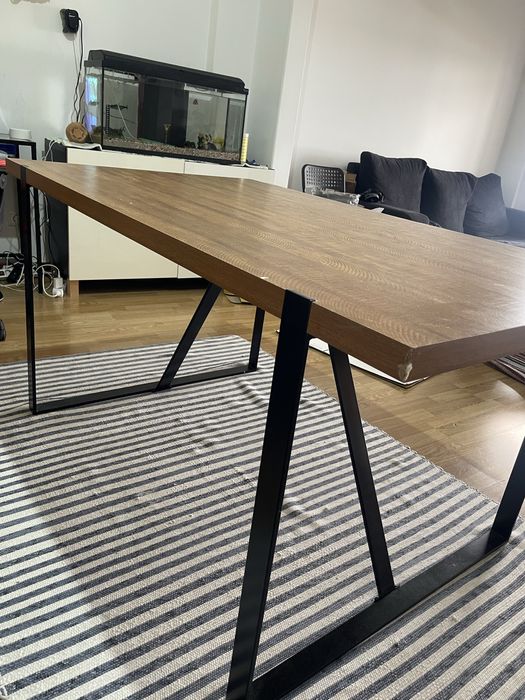 Vende  - se mesa de jantar
