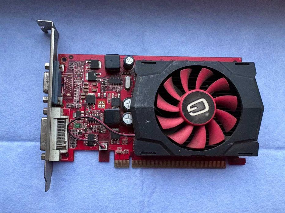 115гривен , Видеокарта GeForce GT 220 , 512MB , ремонт и на запчасти !