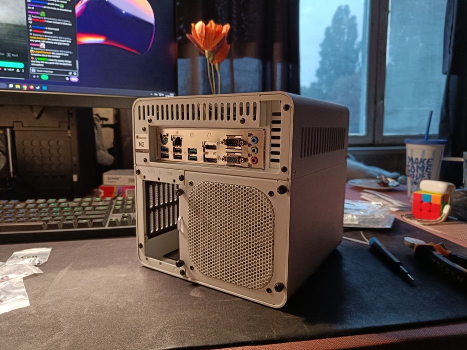 Компактний NAS-сервер Jonsbo N2, N100, Wi-Fi6E, 16ГБ RAM, 500ГБ SSD