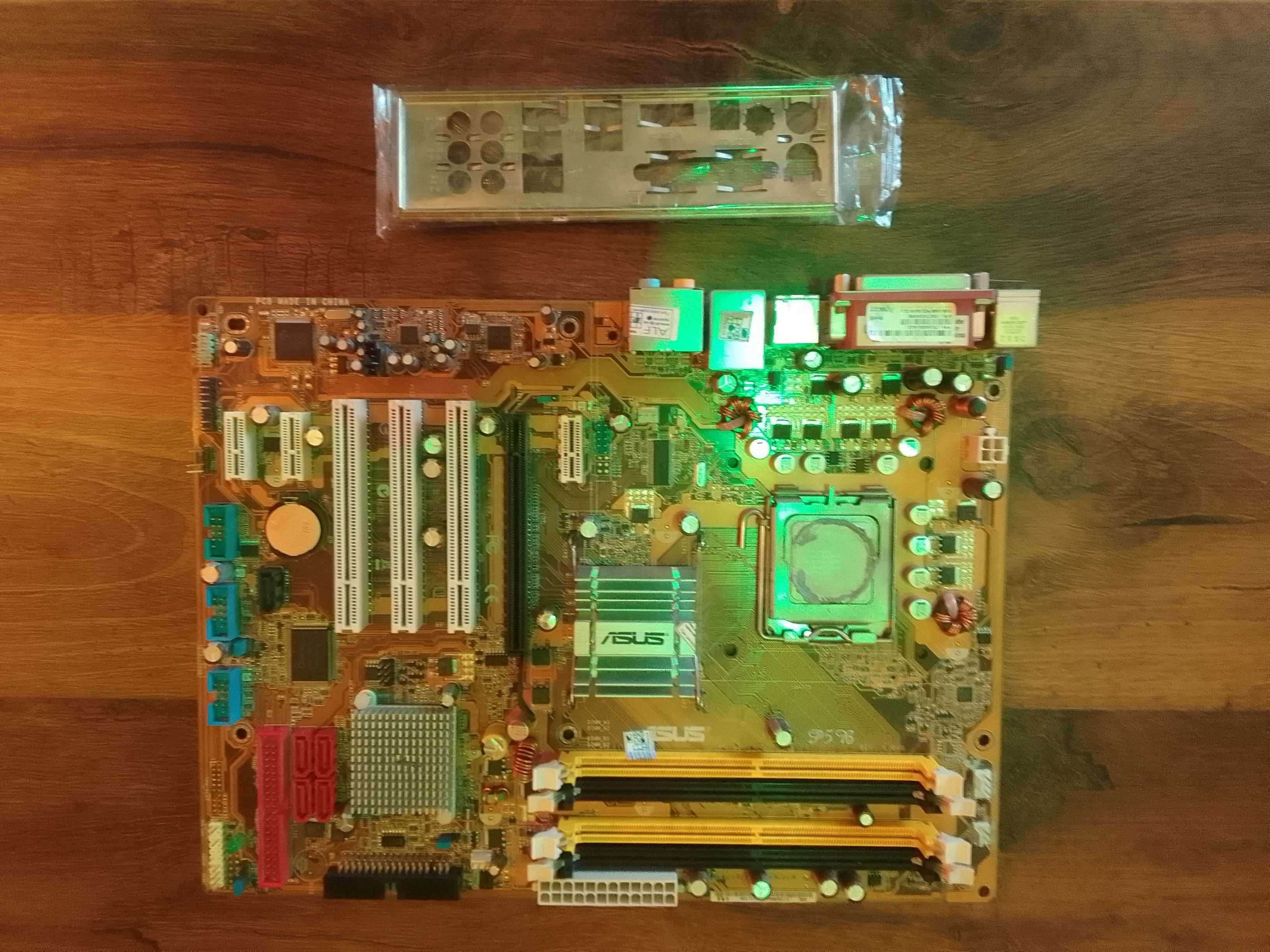 Материнська плата Asus P5B плюс процессор Intel Core 2 Duo E6420