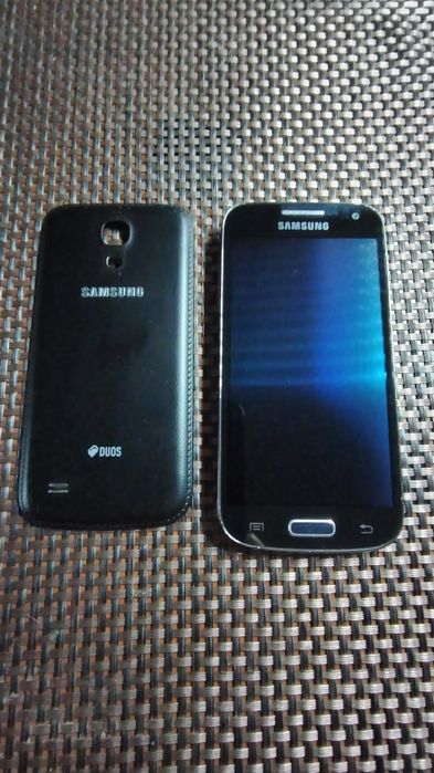 Samsung GT-I9192 GALAXI S4 DUOS (на запчастини).