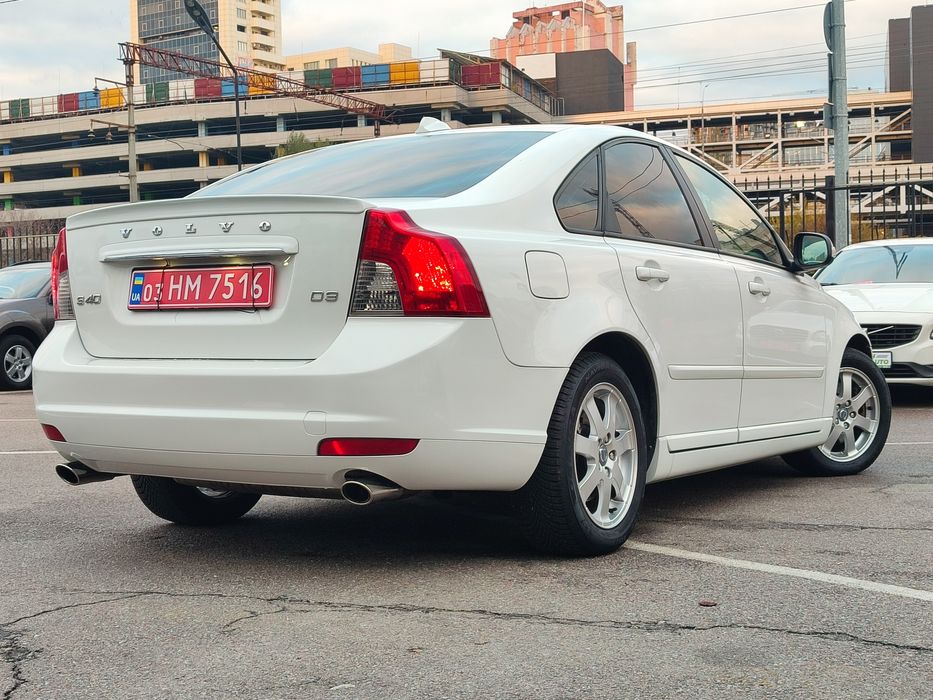 Volvo S40 2,0 D3 автомат ІДЕАЛ із Швейцарії
