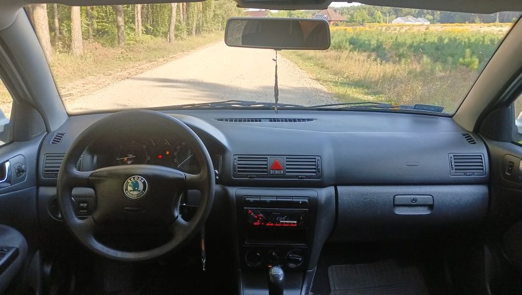 Skoda Octavia 1.9 axr 105km
