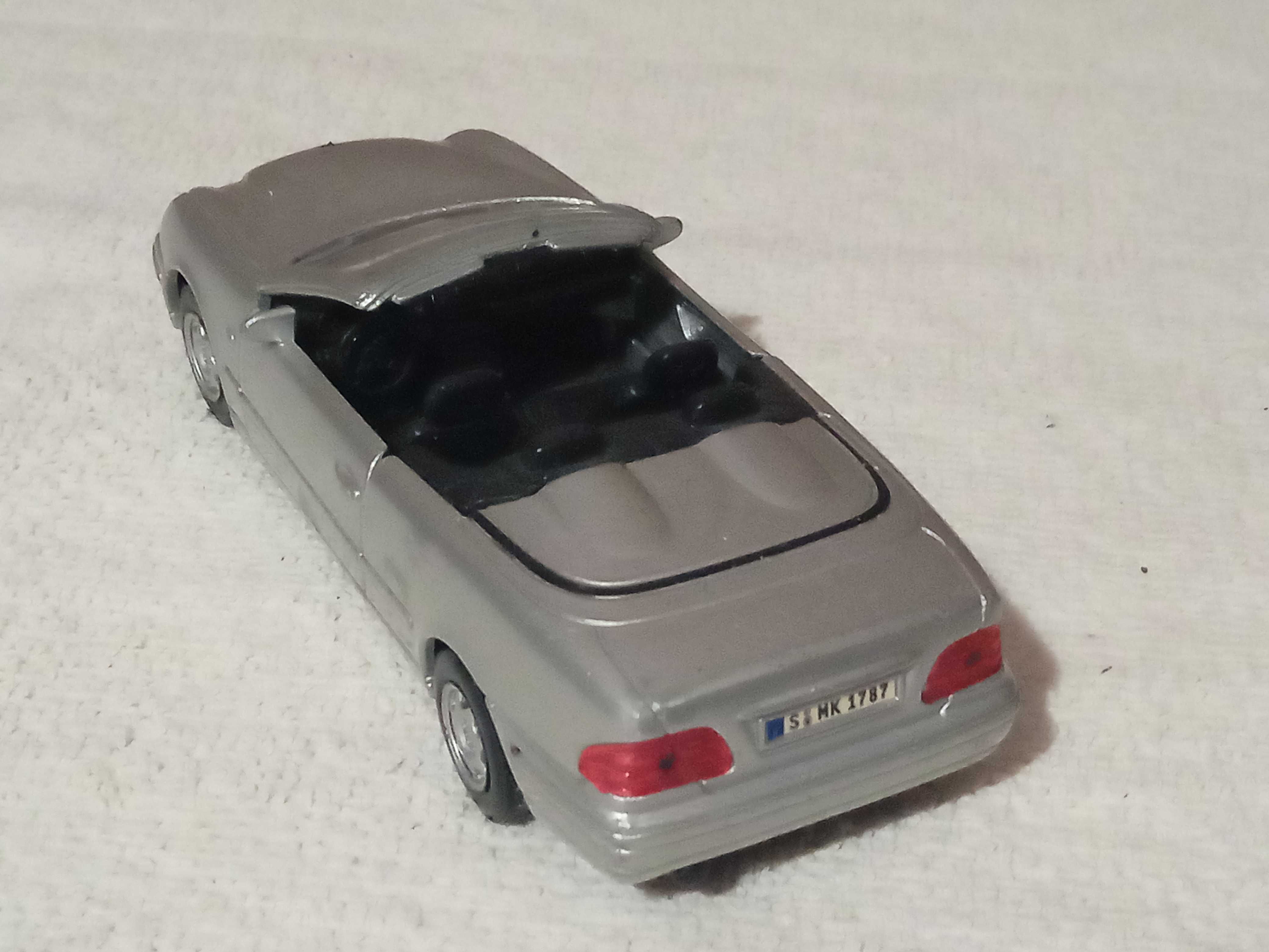 model Mercedes Benz CLK cabriolet Maisto 1/38