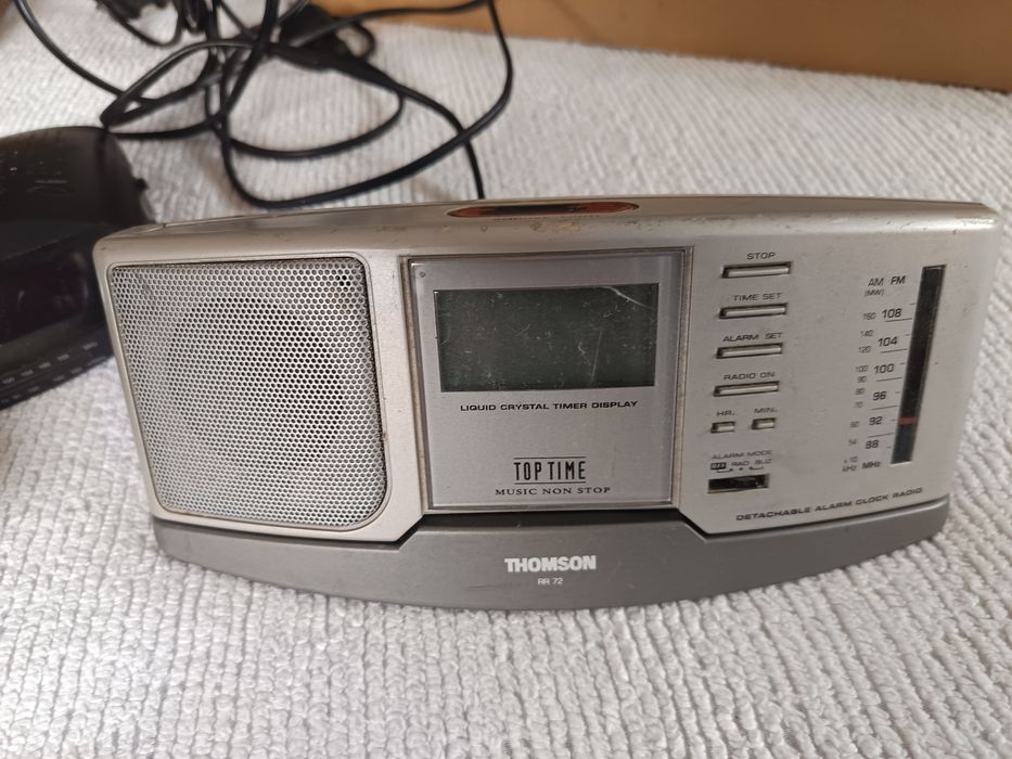 Radio relógio antigo