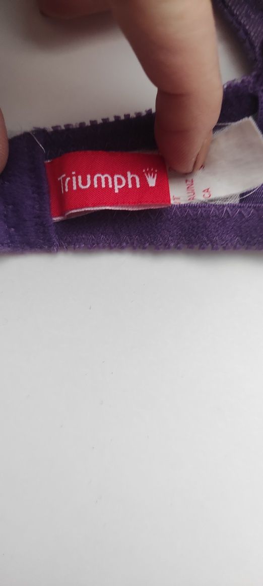 Biustonosz Triumph r.75E fiolet