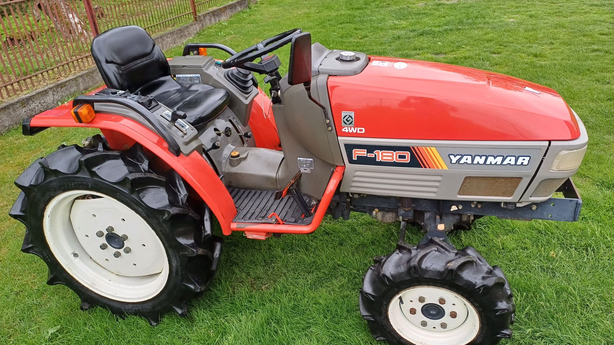 Yanmar F180 + glebogryzarka