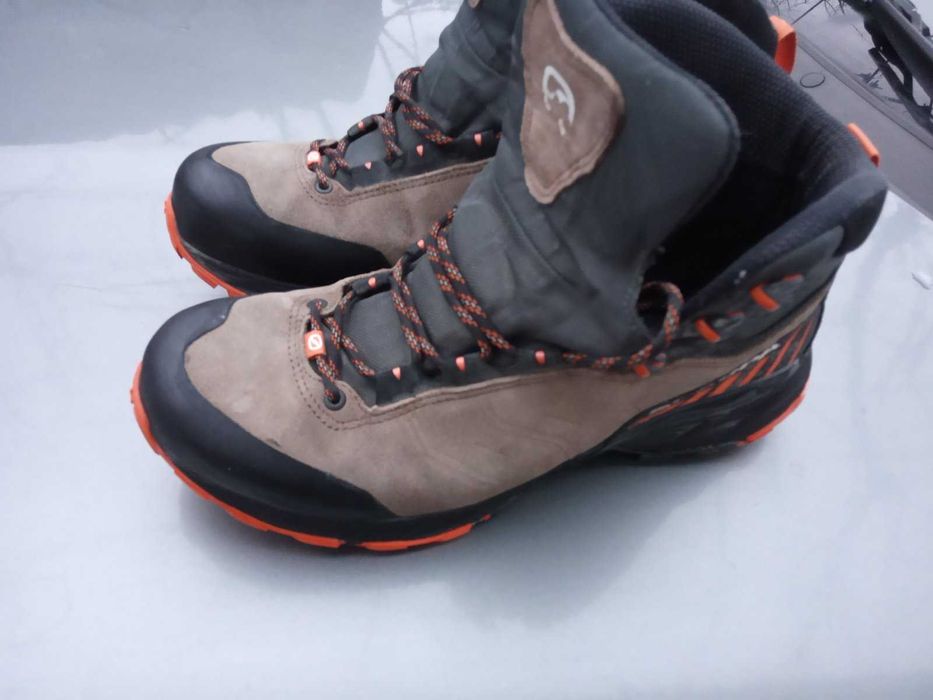 Черевики для трекінгу SCARPA GTX