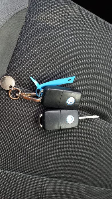 VW Touran 1.9 TDI Highline 7 Lugares