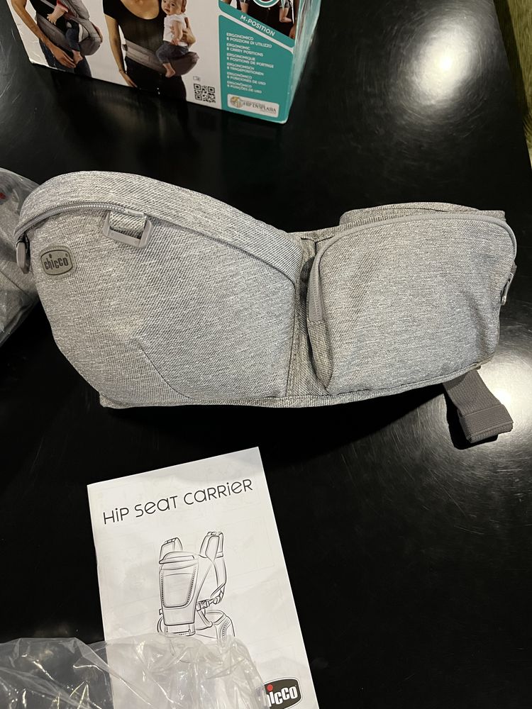 Chicco Hip Seat Carrier - All In One