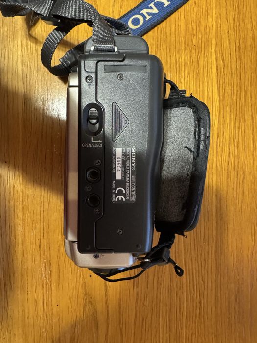 Kamera Sony DCR-TRV8E