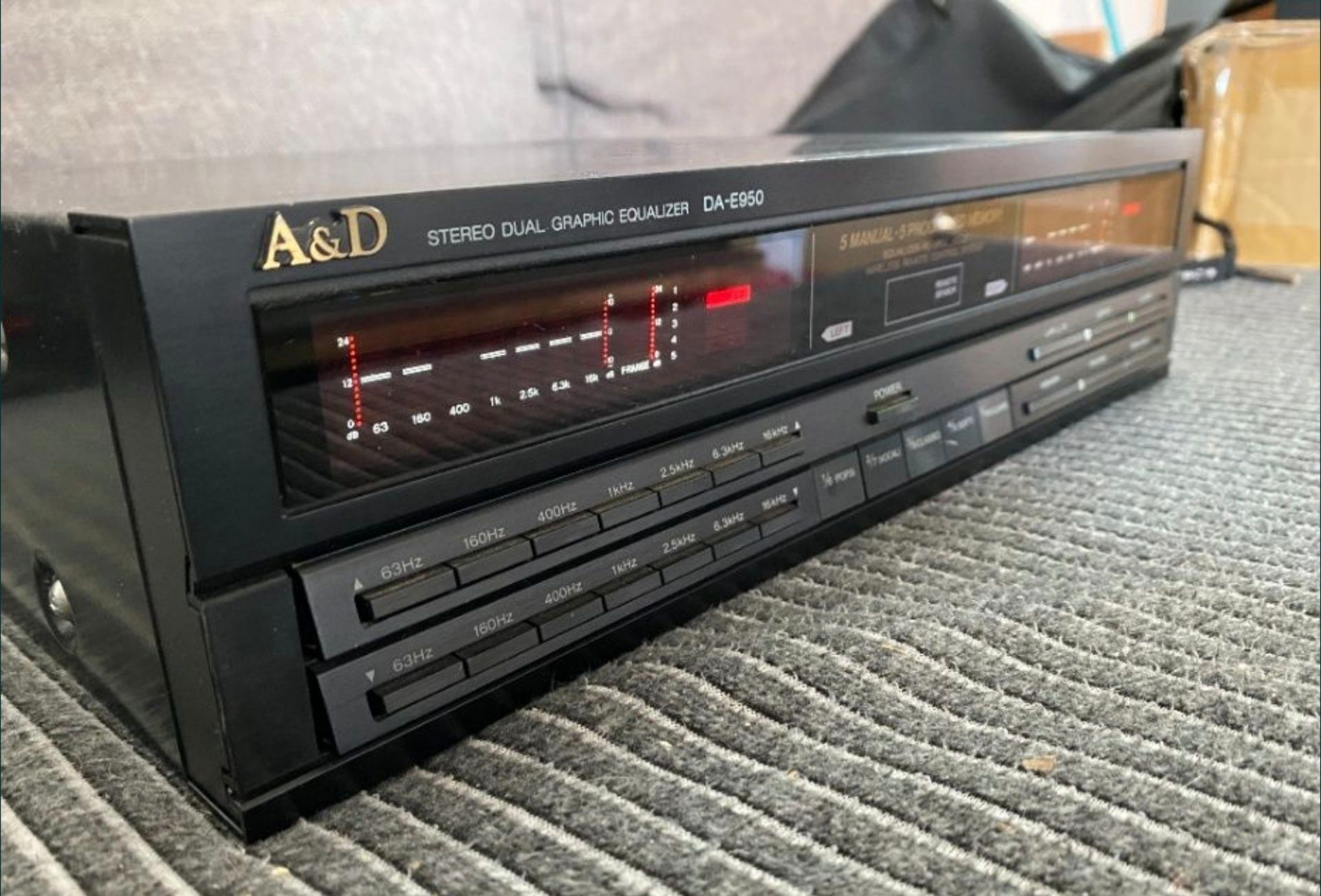 Wieża AKAI z lat 90 midi