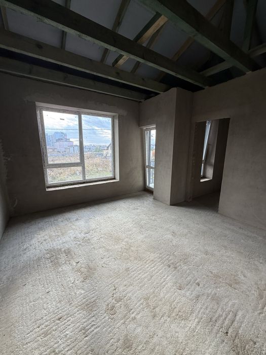 Продаж котеджу ,район Екватору.