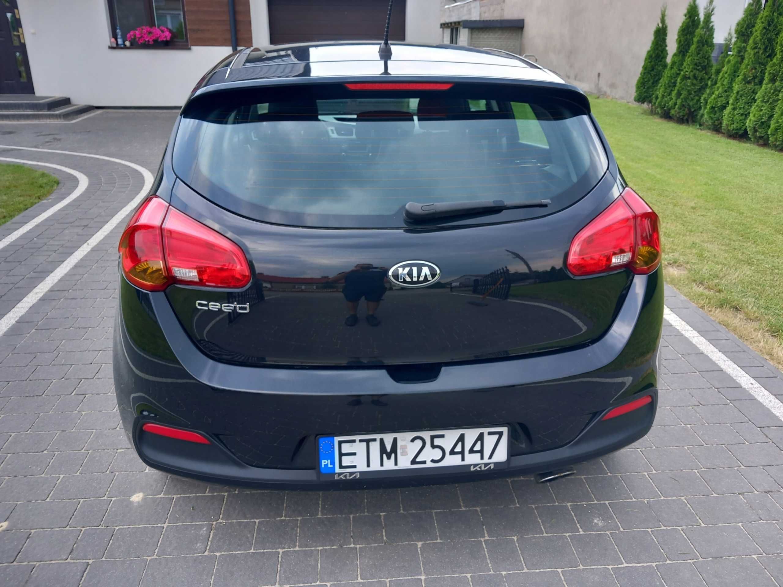 Бампер передній KIA Ceed II розборка Кіа Сід 2