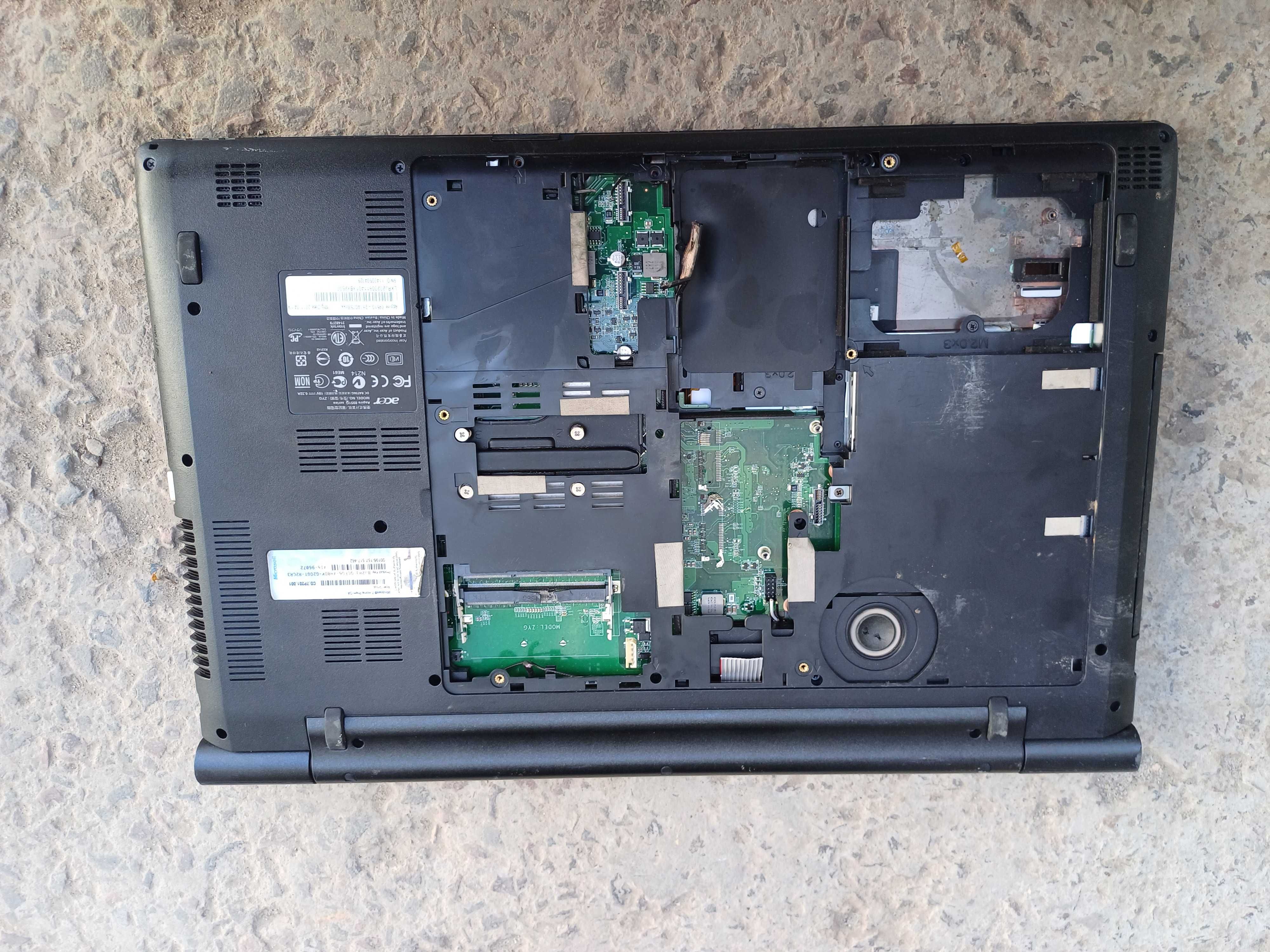 Acer Aspire Ethos i7 ноутбук на запчастини розборка деталі матриця