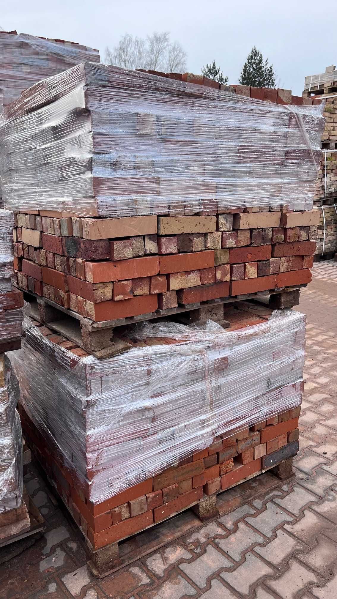 Cegła rozbiórkowa ścięta - mniejszy wymiar cegły.