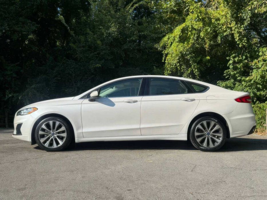 Ford Fusion SE      2019
