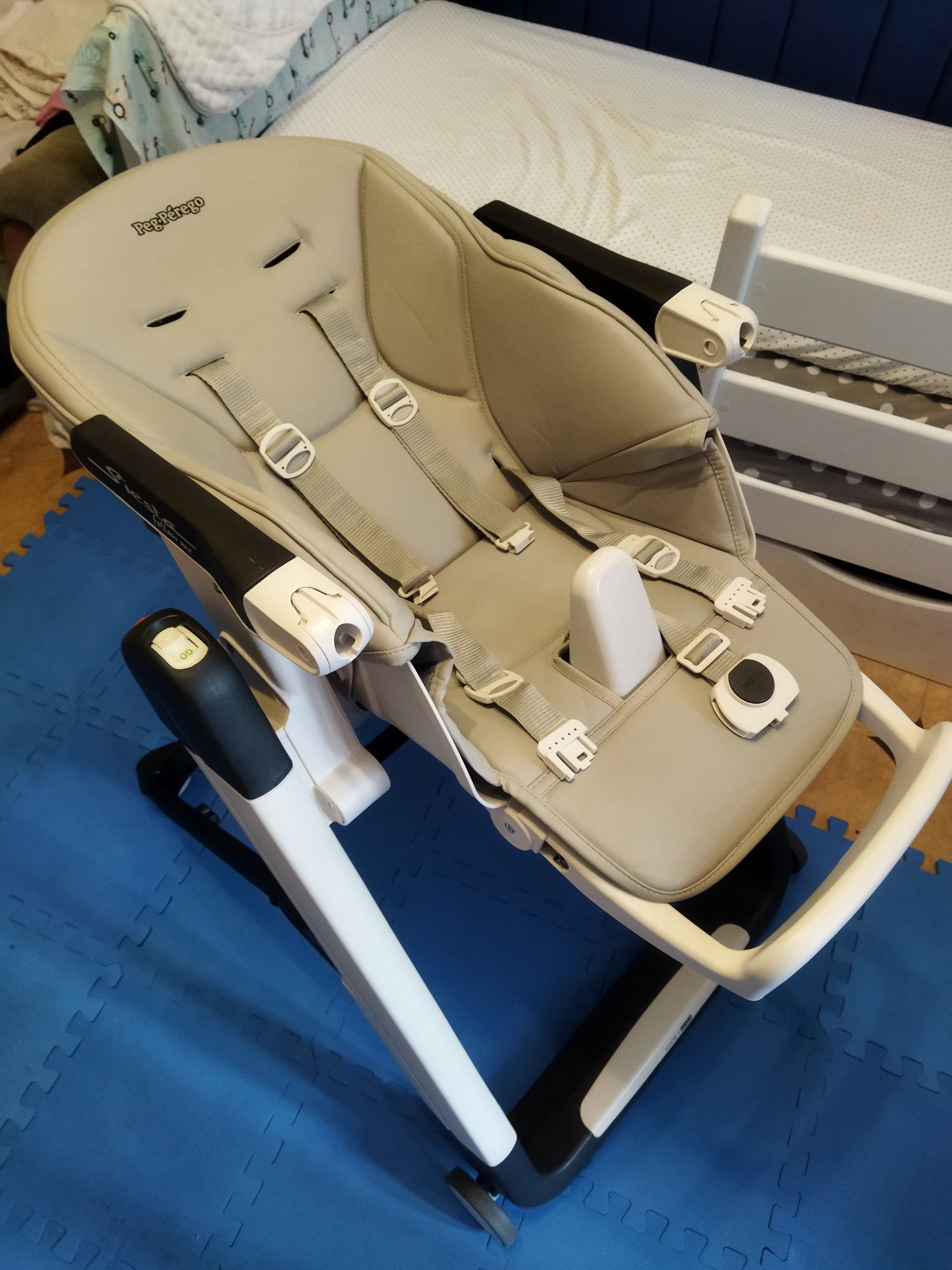 Стульчик для кормления ребёнка Peg Perego