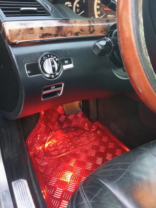 Carro Mercedes S320