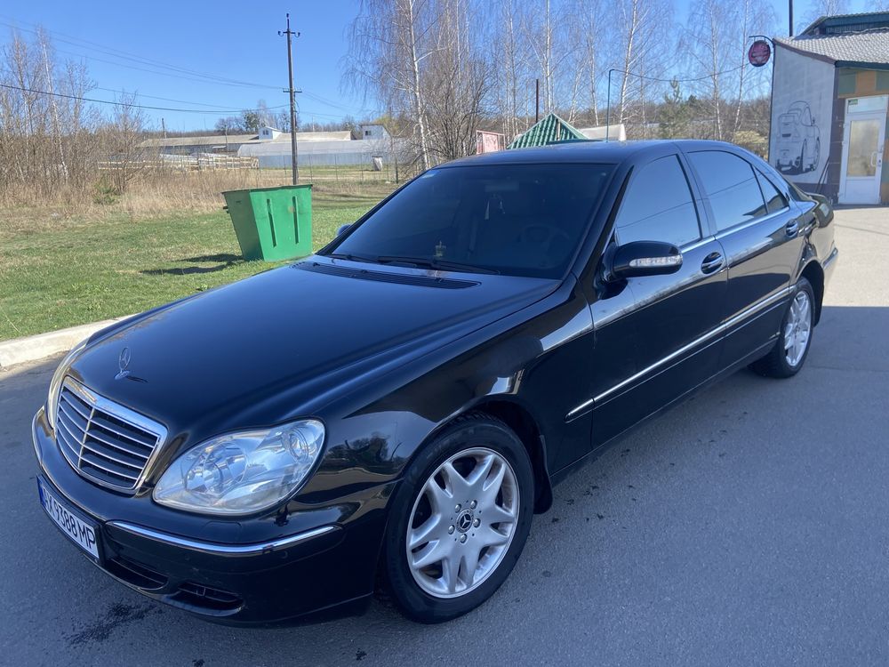 Mercedes-Benz S-Class 430