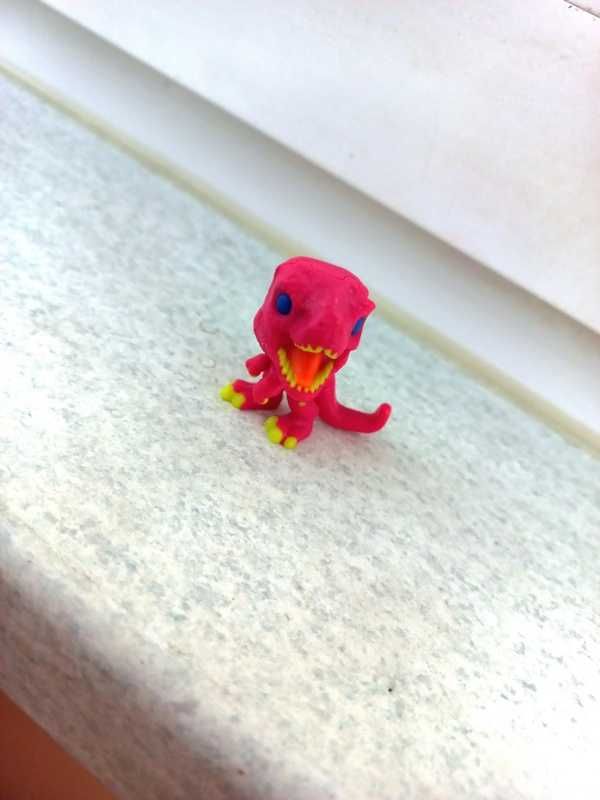 Kinder Joy Funko Pop Jurassic World Dino VQ293 - Allosaurus