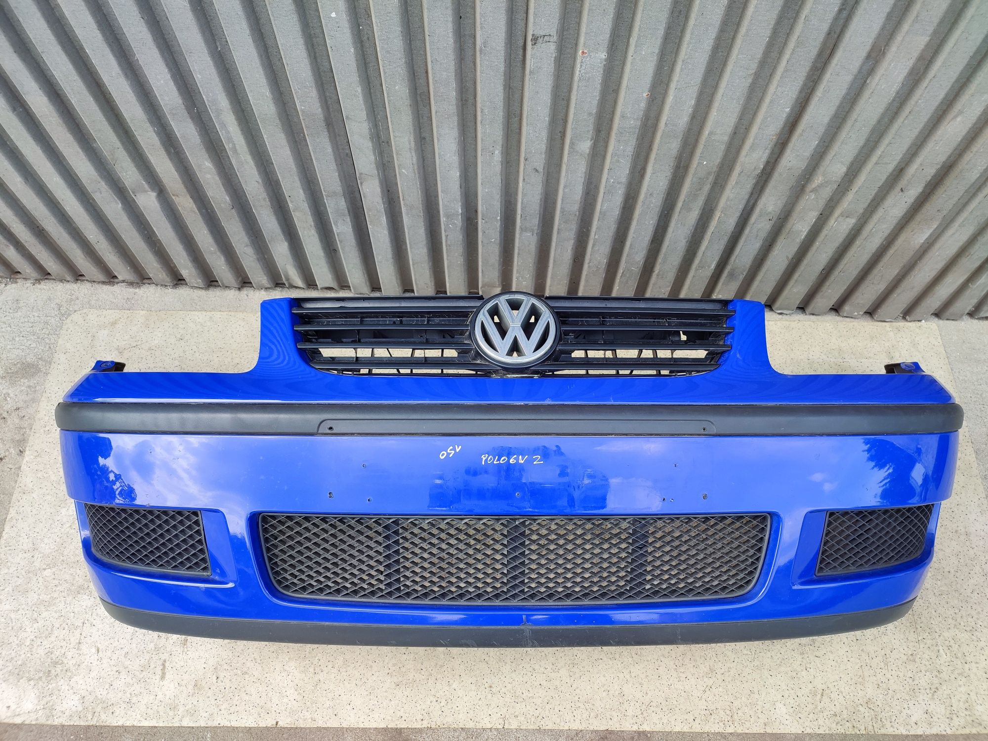 VW Polo 6N2 zderzak przód przedni
