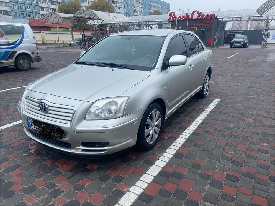 Toyota avensis TOYOTA AVENSIS Тойота авенсіс