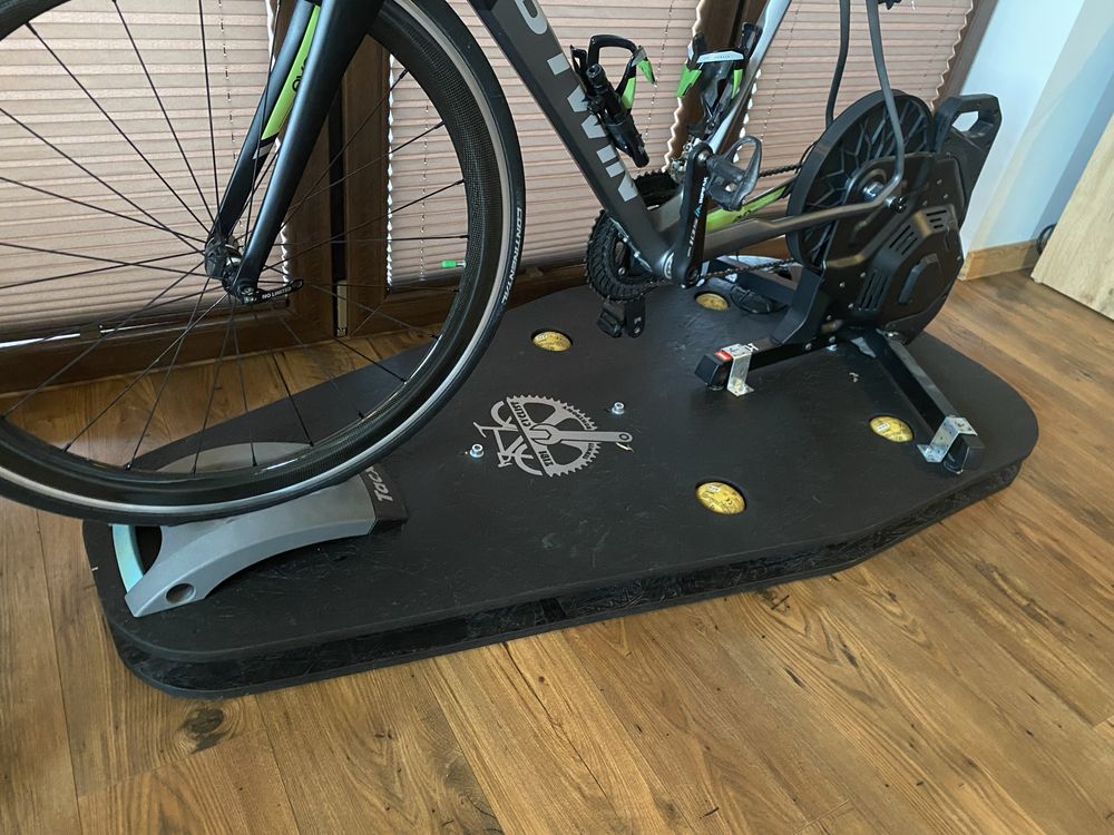 Rocker Plate - platforma balansowa pod trenażer