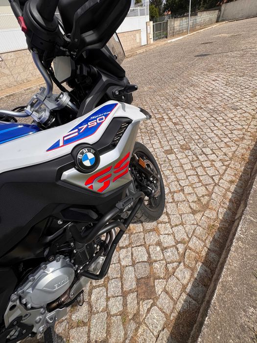 BMW F 750 GS – 2023 – 1380 km – Garantia até 2028