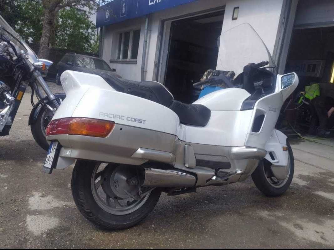 Honda PC 800 r.1990