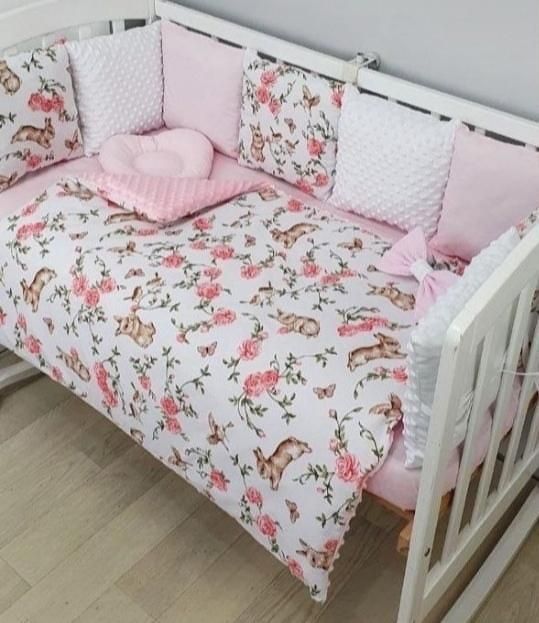 Бортики в ліжечко + одіялко + простинь + бант