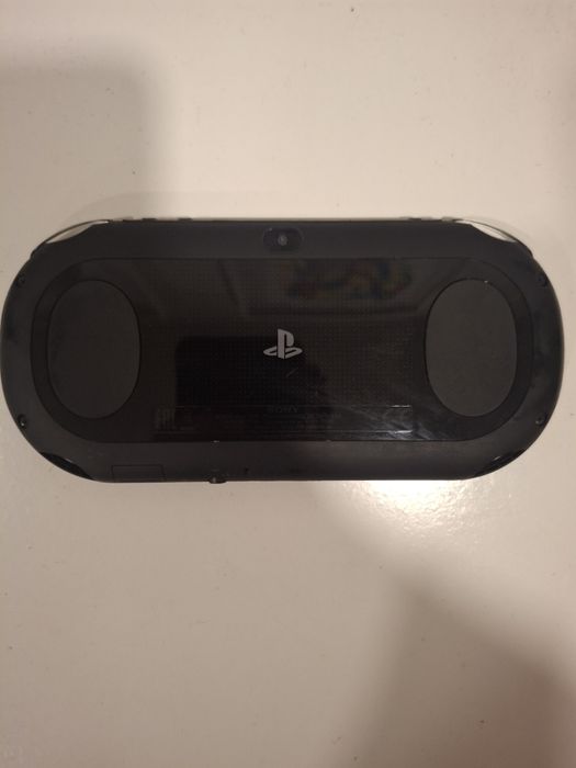 Conjunto PS Vita, 3 jogos, 2 malas para a consola e carregador