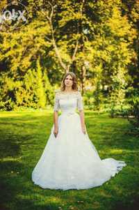Suknia ślubna - Lillian West 6311 z kolekcji 2014