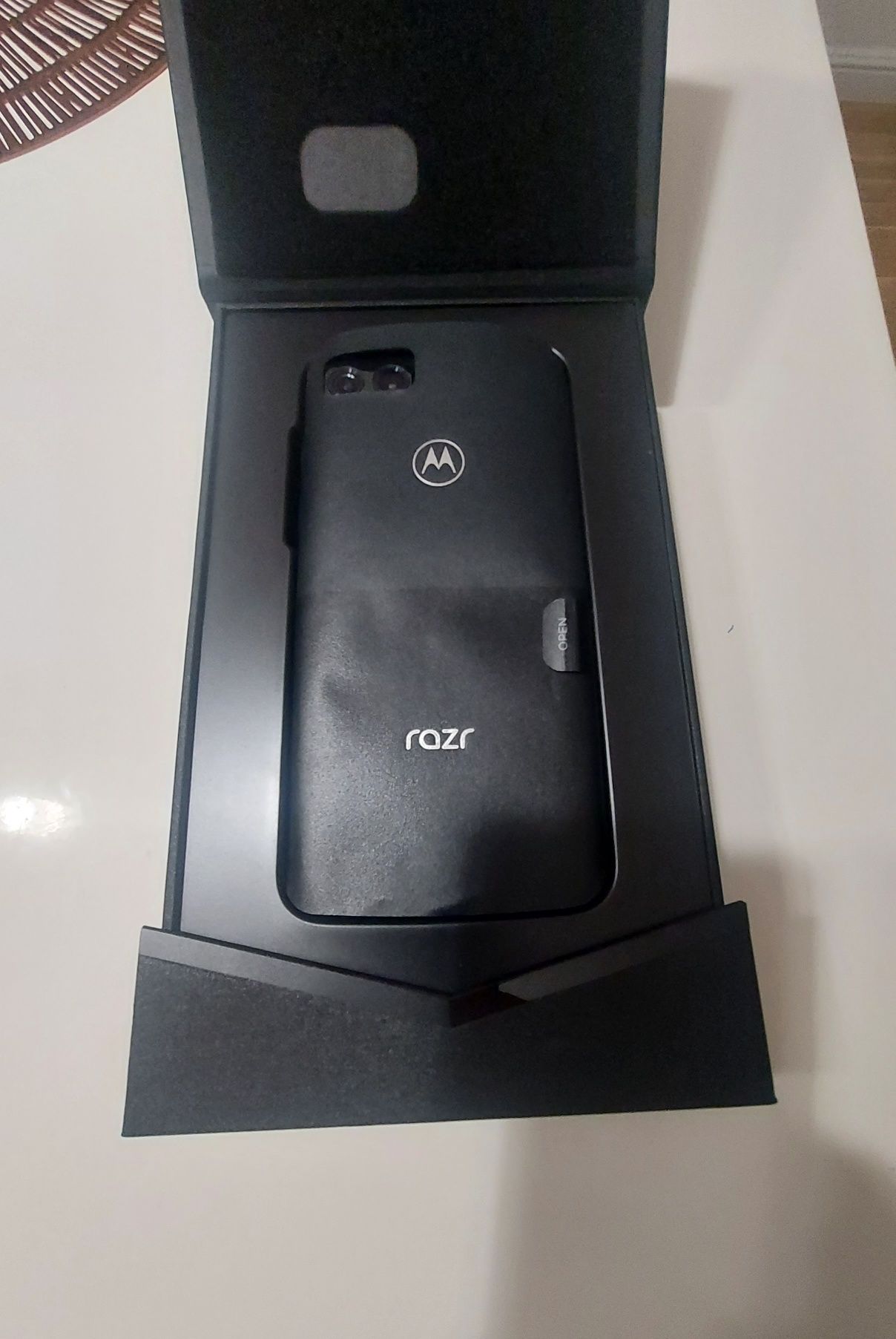 Motorola Razr 2022 Nowy !!!