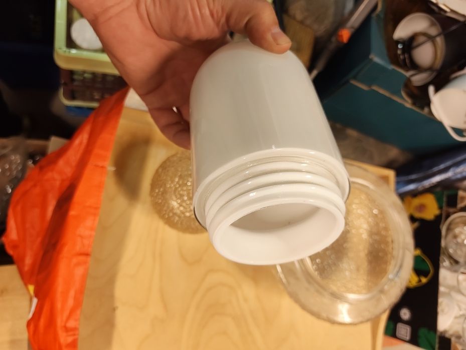 Klosze do lamp vintage.