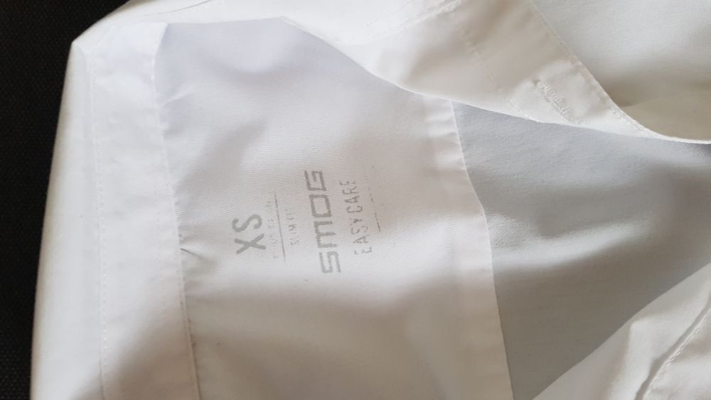 Biała koszula wizytowa