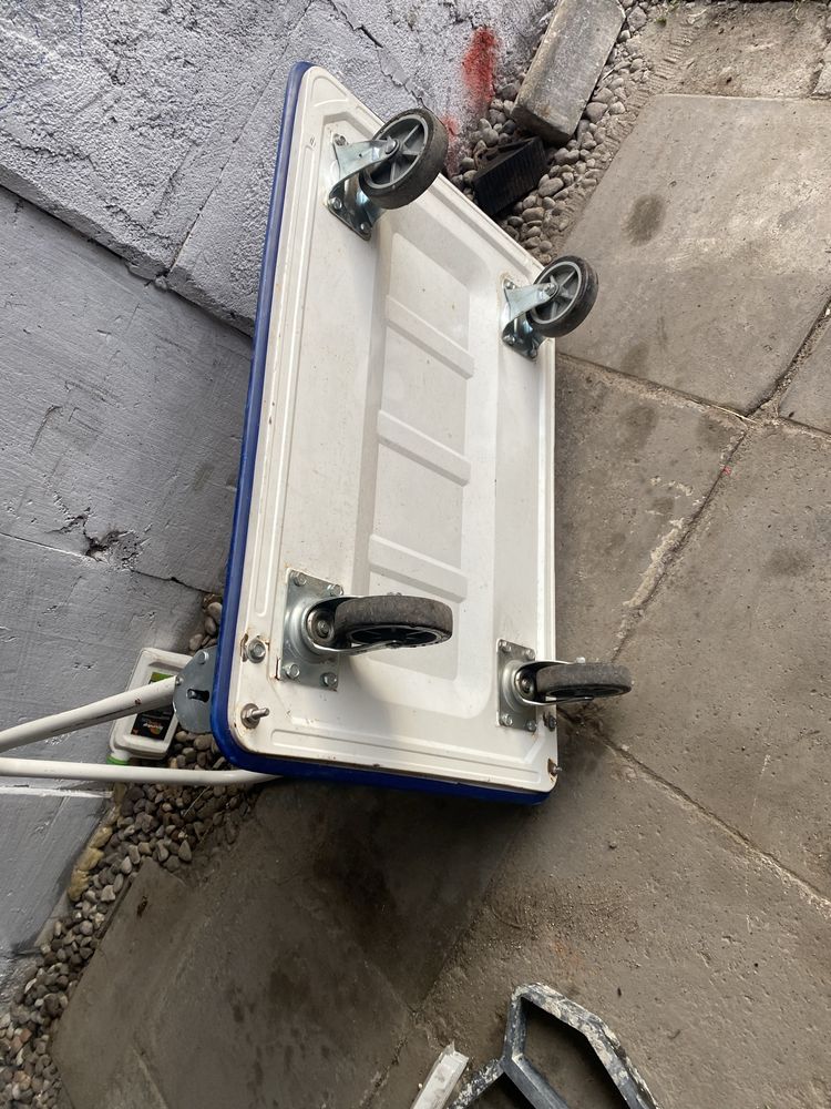 Wozek transportowy