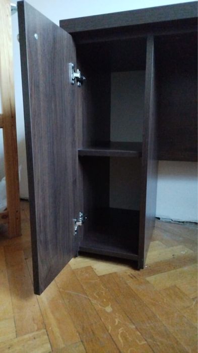 biurko z szafką