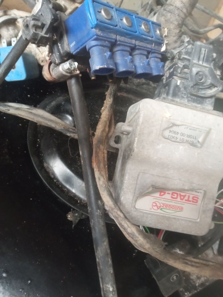 Газові установки  на авто 4 покоління та 3 покоління гарний стан прові